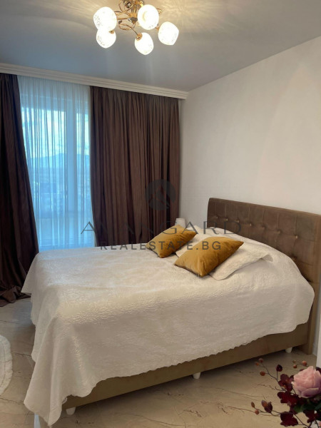 АКТ 16! Обзаведен двустаен Христо Смирненски