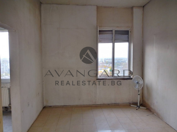 ТРИСТАЕН РЕАЛАНА КВАДРАТУРА КЪРШИЯКА !!!!