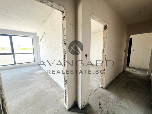 АКТ 14! ПРОСТОРЕН ТРИСТАЕН