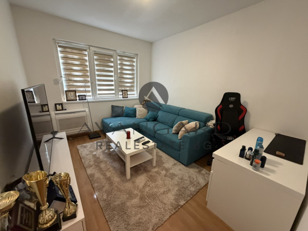 ЧЕТИРИСТАЕН + ДВУСТАЕН + ДВЕ ПАРКОМЕСТА АВТОГАРА РОДОПИ