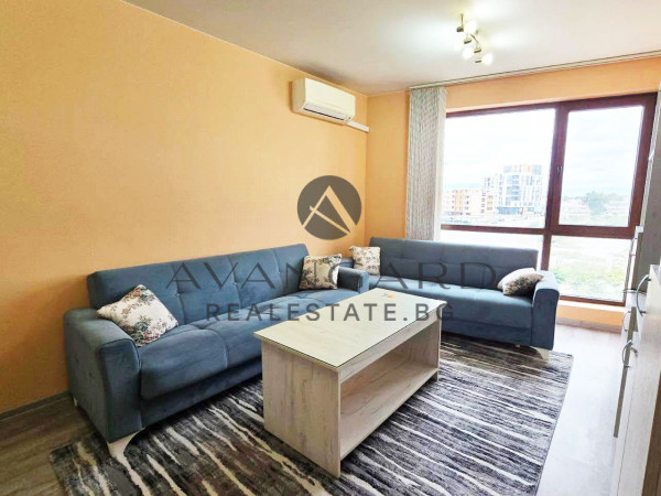 Round -one -bedroom
