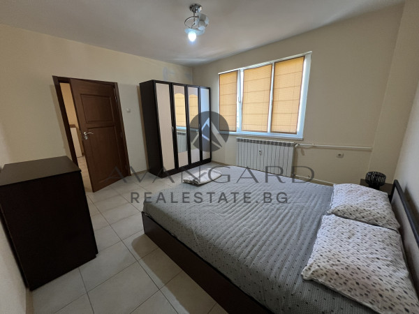 Exclusive! Dotted two -bedroom apartment