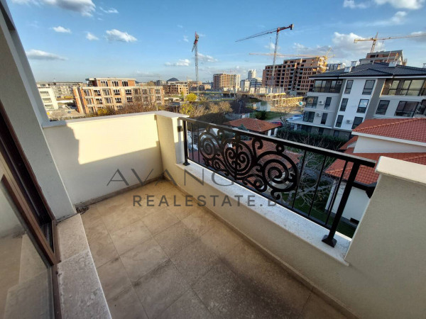 Четиристаен с ГАРАЖ И ПАРКОМЯСТО ГРЕБНА БАЗА