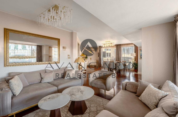 Luxurious spacious penthouse / Karshiyaka