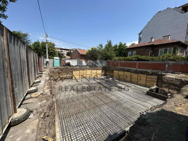 Two-room luxury building "Yane Sandanski" primary school