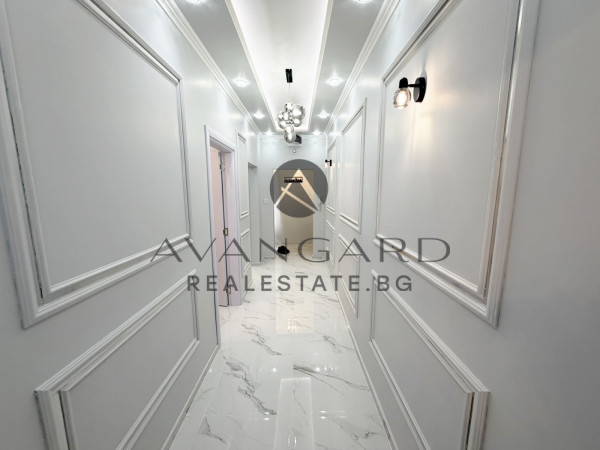 Луксозен апартамент у-ще  Д. Матевски