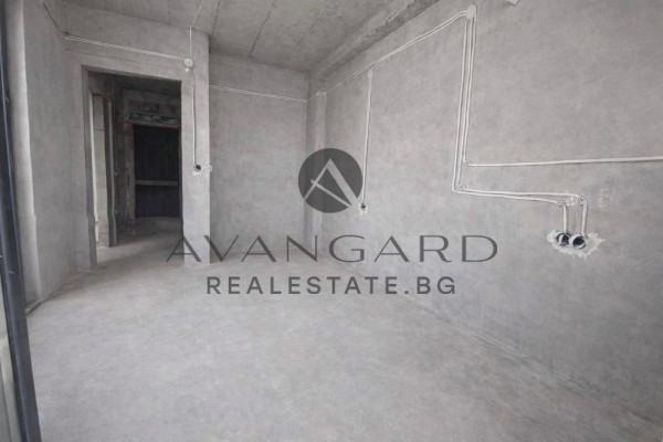 ПРЕД АКТ 16! Тристаен НОВА СГРАДА КЪРШИЯКА