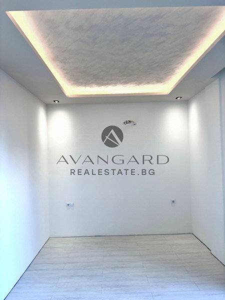 Three -bedroom penthouse in the heart of Smirnenski