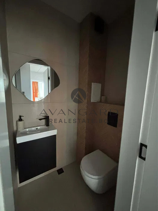 АКТ 16! Обзаведен тристаен ТРАКИЯ