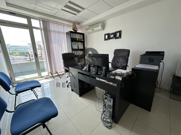 Office / Super Center