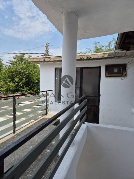 САМОСТОЯТЕЛНА КЪЩА СЛЕД РЕМОНТ/ ПЪРВЕНЕЦ