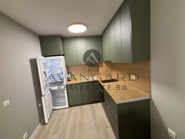 ЛУКСОЗЕН ДВУСТАЕН !!! ХРИСТО СМИРНЕНСКИ !!! ГРЕБНАТА БАЗА !!!