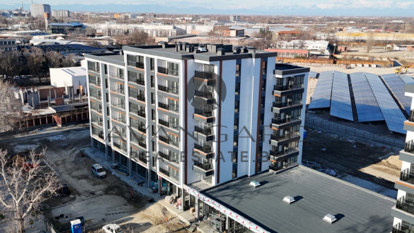 New luxury building / Gladno Pole