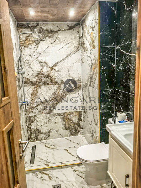 ЛУКСОЗНО ОБЗАВЕДЕН ДВУСТАЕН АПАРТАМЕНТ