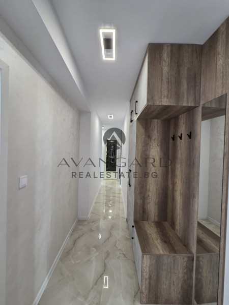 ТРИСТАЕН/ ОБЗАВЕДЕН/ТРАКИЯ