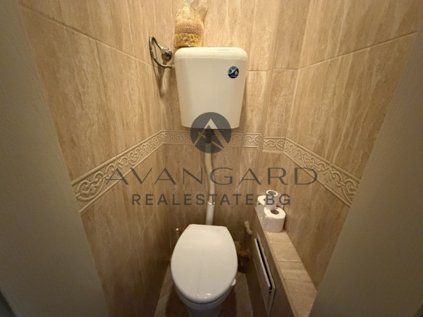 ЧЕТИРИСТАЕН + ДВУСТАЕН + ДВЕ ПАРКОМЕСТА АВТОГАРА РОДОПИ