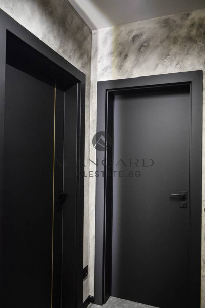 TOP LOCATION !!! DESIGNER TWO-ROOM APARTMENT IN THRACIA!!!