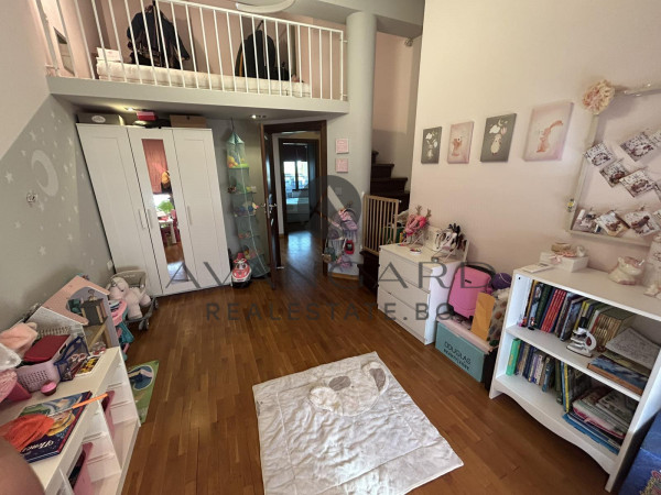A wide two -bedroom fair