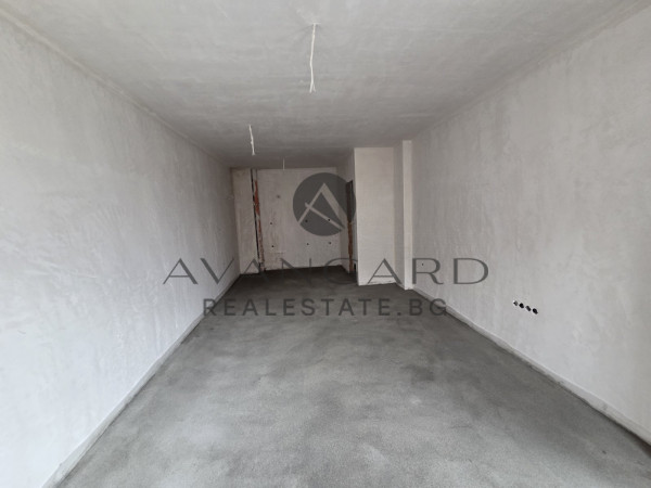 ACT 14/ TWO-ROOM/ THRACIA