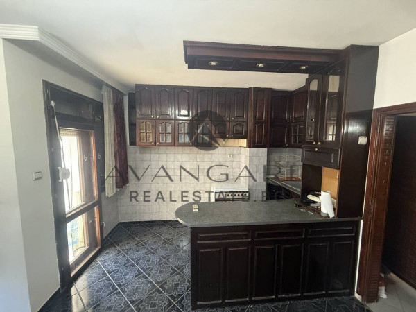 ТОП ЛОКАЦИЯ ! ТРИСТАЕН АПАРТАМЕНТ В МАРАША !!!