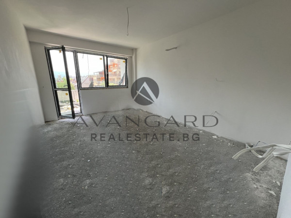 Two -bedroom apartment with real square footage
