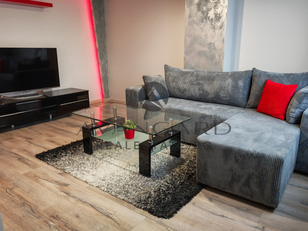 ТРИСТАЕН ОБЗАВЕДЕН АПАРТАМЕНТ! КЮЧУК ПАРИЖ!