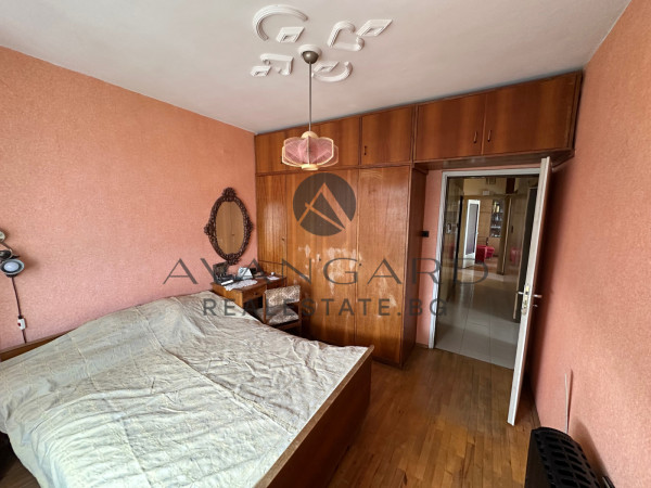 Three bedroom to Mall Plovdiv! Smirnenski!