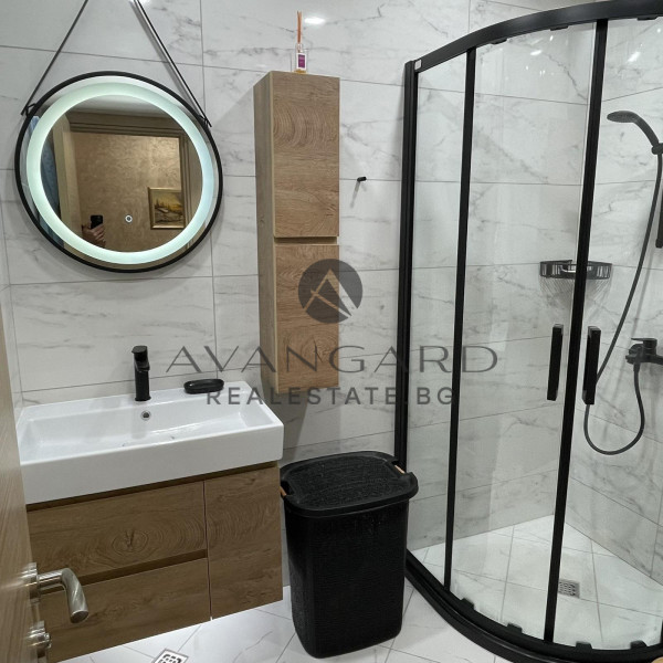 ЦЕНТЪР ИЗТОК !!! ЛУКСОЗЕН ДВУСТАЕН АПАРТАМЕНТ !!!