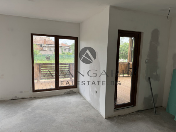 A private house with a yard! Tzalapitsa village!