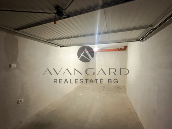 ТРИСТАЕН АПАРТАМЕНТ С ГАРАЖ В ЛУКСОР 5! ОСТРОМИЛА!