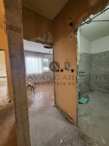 Two -bedroom apartment / Smirnenski