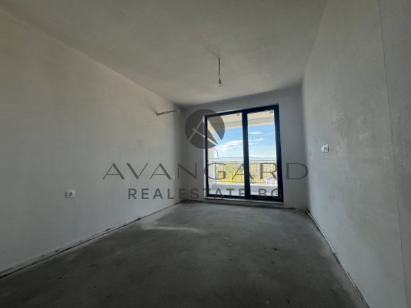 Тристаен апартамент / Кършияка