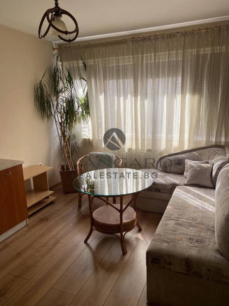 Multi -Apartment / Thursday Market
