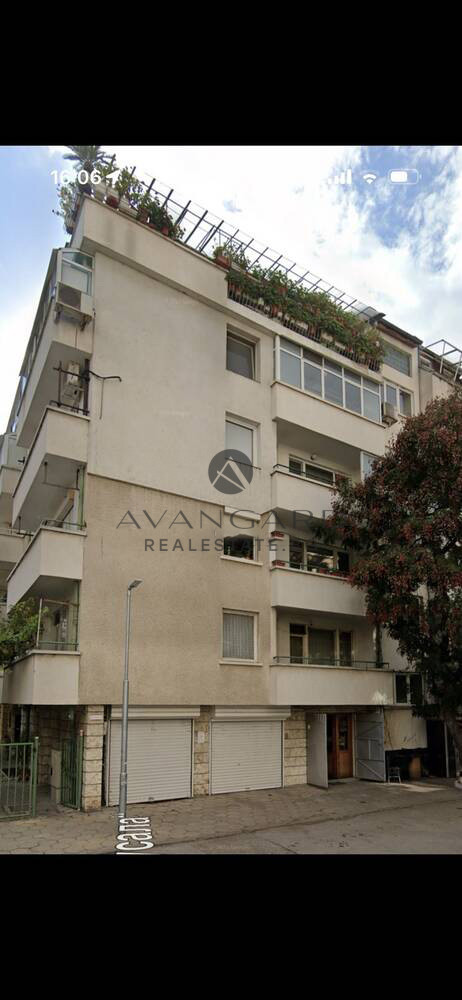 THREE-ROOM APARTMENT in MARASHA! REAL SQUARE!