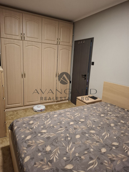 ЛУКСОЗЕН ЧЕТИРИСТАЕН С ВЪЗМОЖНОСТ ЗА ГАРАЖ !