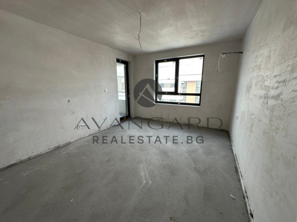 ДВУСТАЕН АПАРТАМЕНТ С ПОДЗЕМНО ПАРКОМЯСТО В ЦЕНАТА !!! ГРЕБНА БАЗА !!!