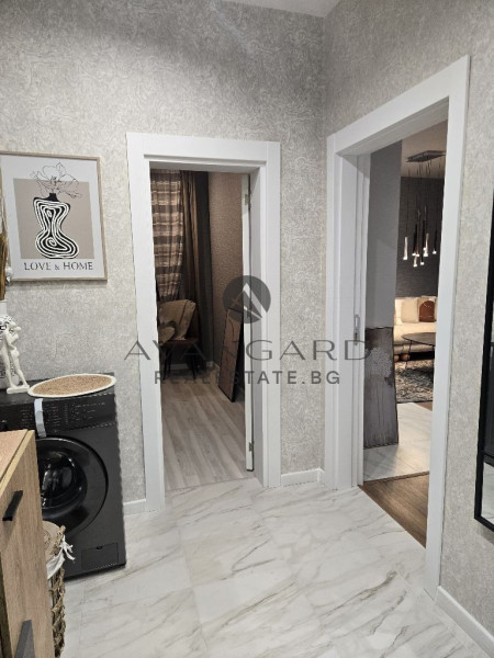 Луксозен тристаен Кършияка