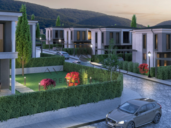 ЕДНОФАМИЛНА КЪЩА / МАРКОВО