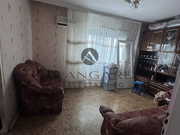 ДВУСТАЕН АПАРТАМЕНТ! ИЗГРЕВ!