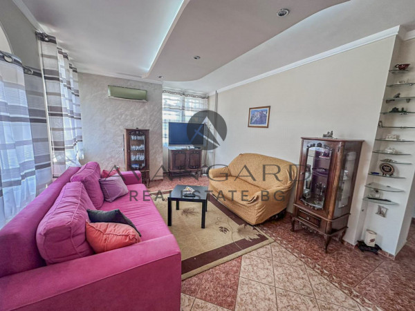 TOP LOCATION / THREE-BEDROOM APARTMENT / FURNISHED / KARSHAIYAKA