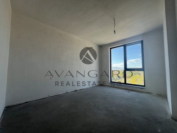 Тристаен апартамент / Кършияка