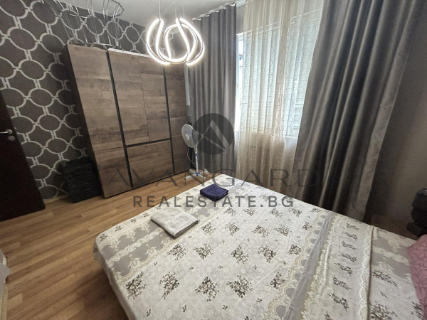 Furnished one -bedroom newcomer