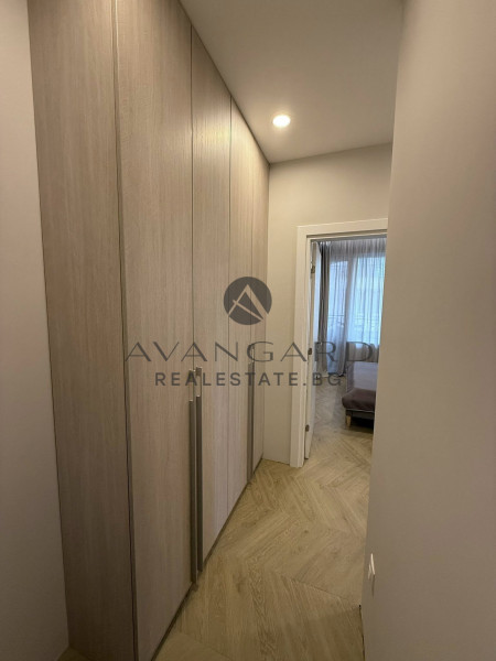 ДВУСТАЕН ОБЗАВЕДЕН! СМИРНЕНСКИ!