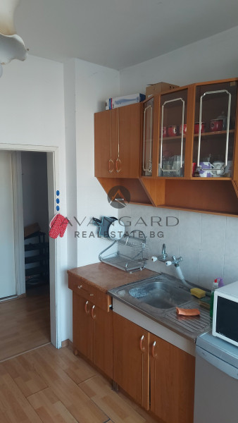 ТРИСТАЕН С РЕАЛНА КВАДРАТУРА !