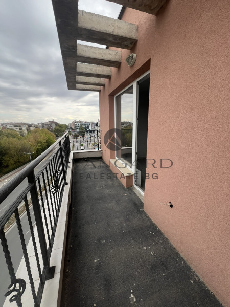 Two -bedroom apartment with Act 16 on Moder Street !!!