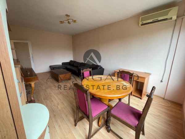 Двустаен РЕАЛНА КВАДРАТУРА