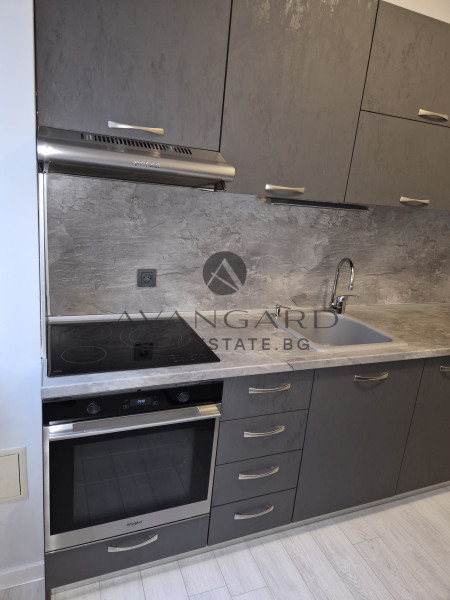 ТРИСТАЕН ОБЗАВЕДЕН АПАРТАМЕНТ! КЮЧУК ПАРИЖ!