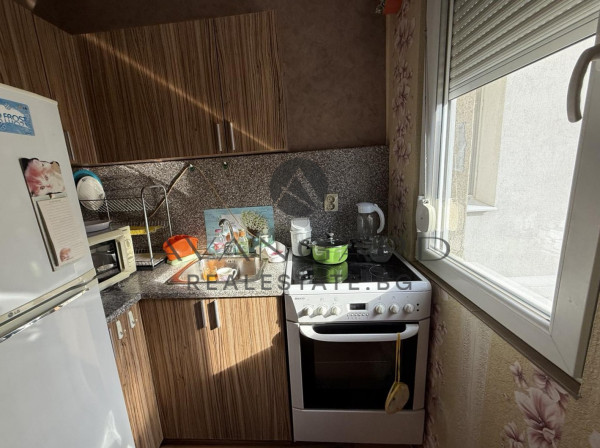 ЕДНОСТАЕН ОБЗАВЕДЕН АПАРТАМЕНТ! ТРАКИЯ!