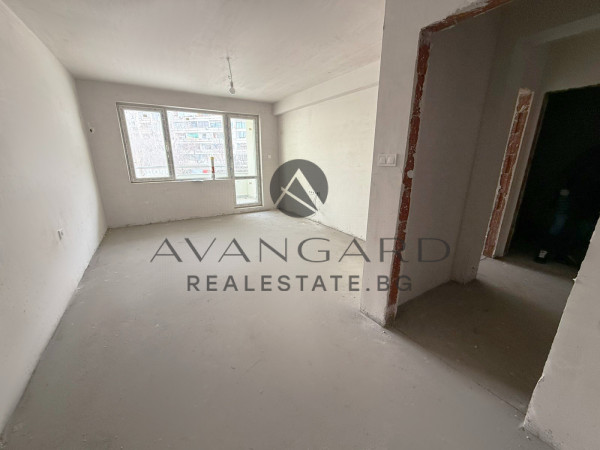 Двустаен с Паркомясто