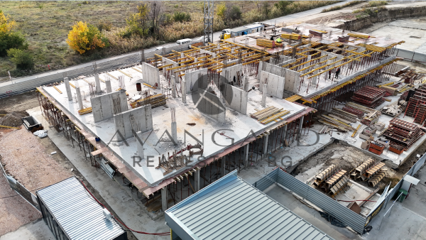 ДВУСТАЕН НОВА СГРАДА / ОСТРОМИЛА